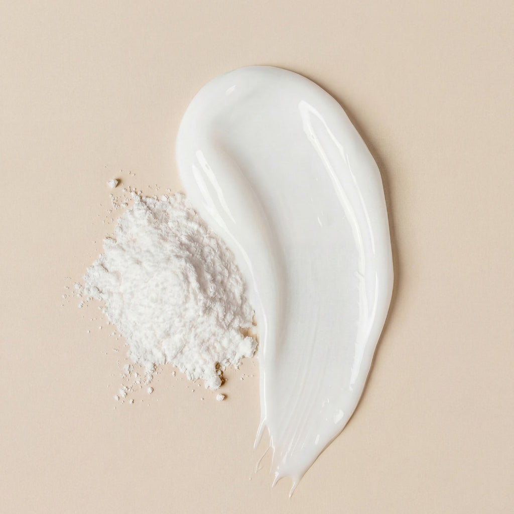 Texture du masque peel-off au lait de chèvre pour purifier la peau et resserrer les pores